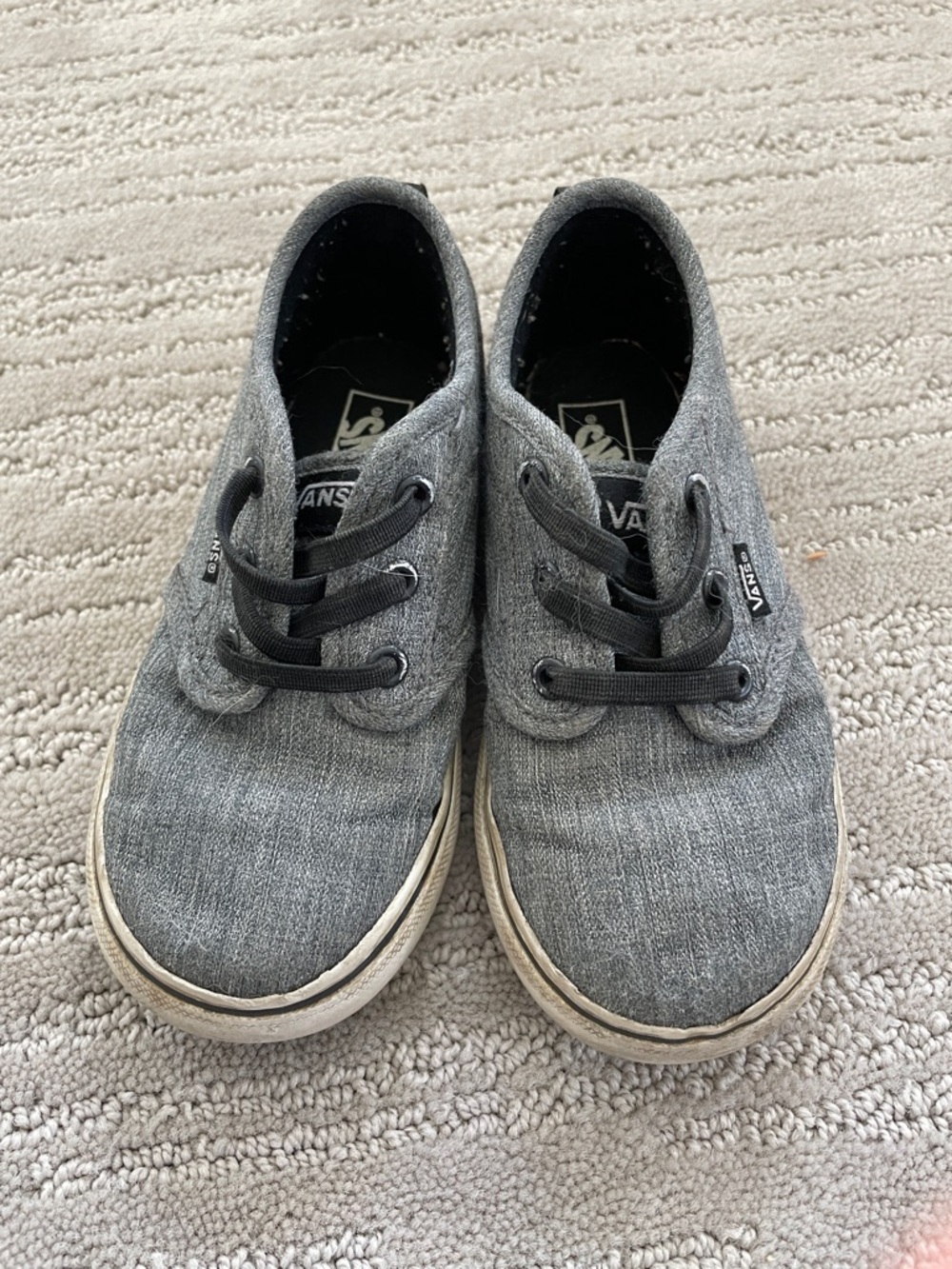 *5 for $20* Vans Kids Gray Canvas Low-Top Sneakers size 8.5